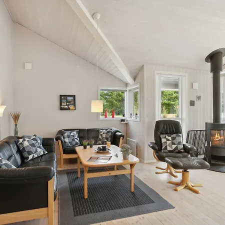 4 Bedroom Gorgeous In