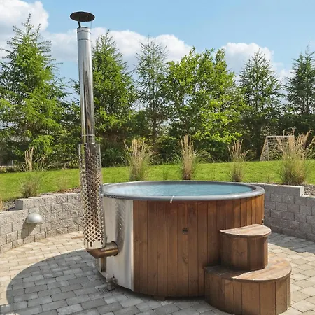 Semesterbostad 4 Bedroom Gorgeous In