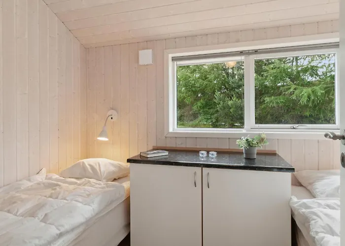 4 Bedroom Gorgeous In *