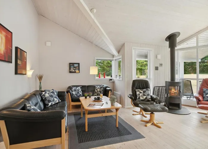 4 Bedroom Gorgeous In